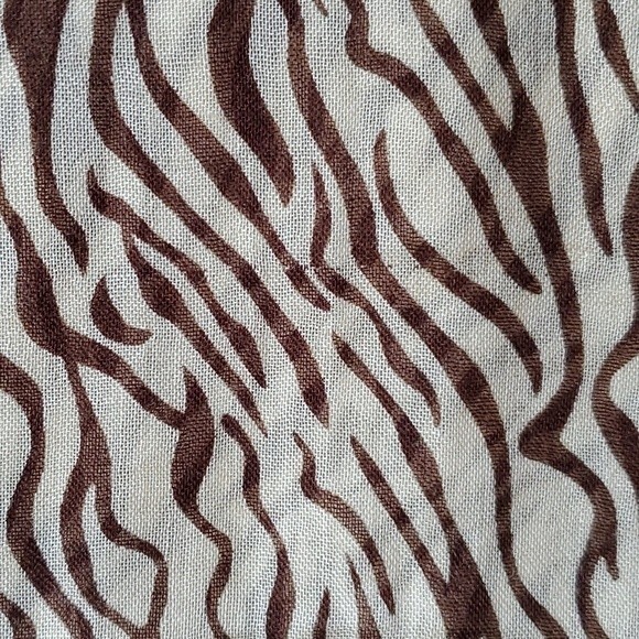 LOOK BY M SILK COTTON ANIMAL PRINT ZEBRA SCARF WRAP FRINGE BROWN CREAM - Picture 7 of 11